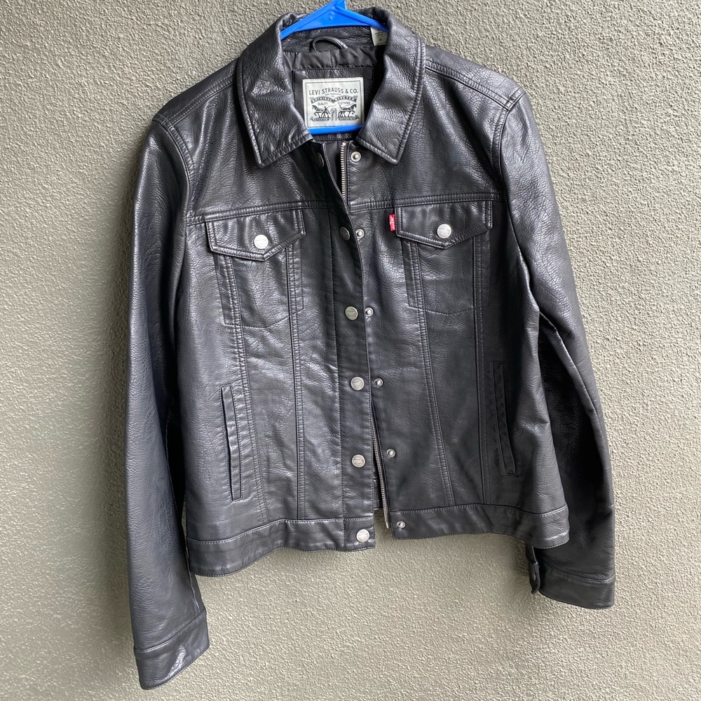 Leather Levi’s jacket